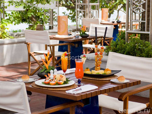 Centara Villas 26